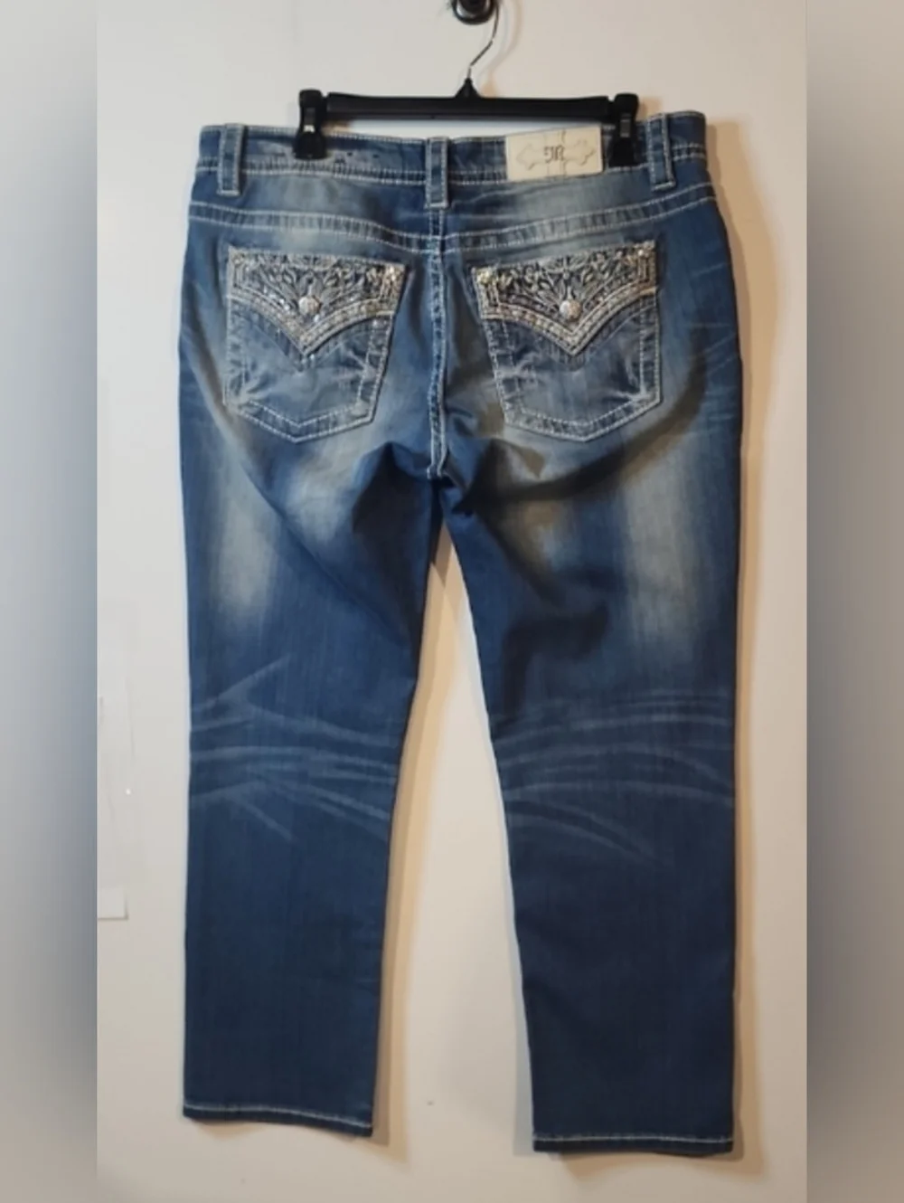 Miss Me Easy Cropped Jeans NWOT Size 31 - Picture 8 of 14